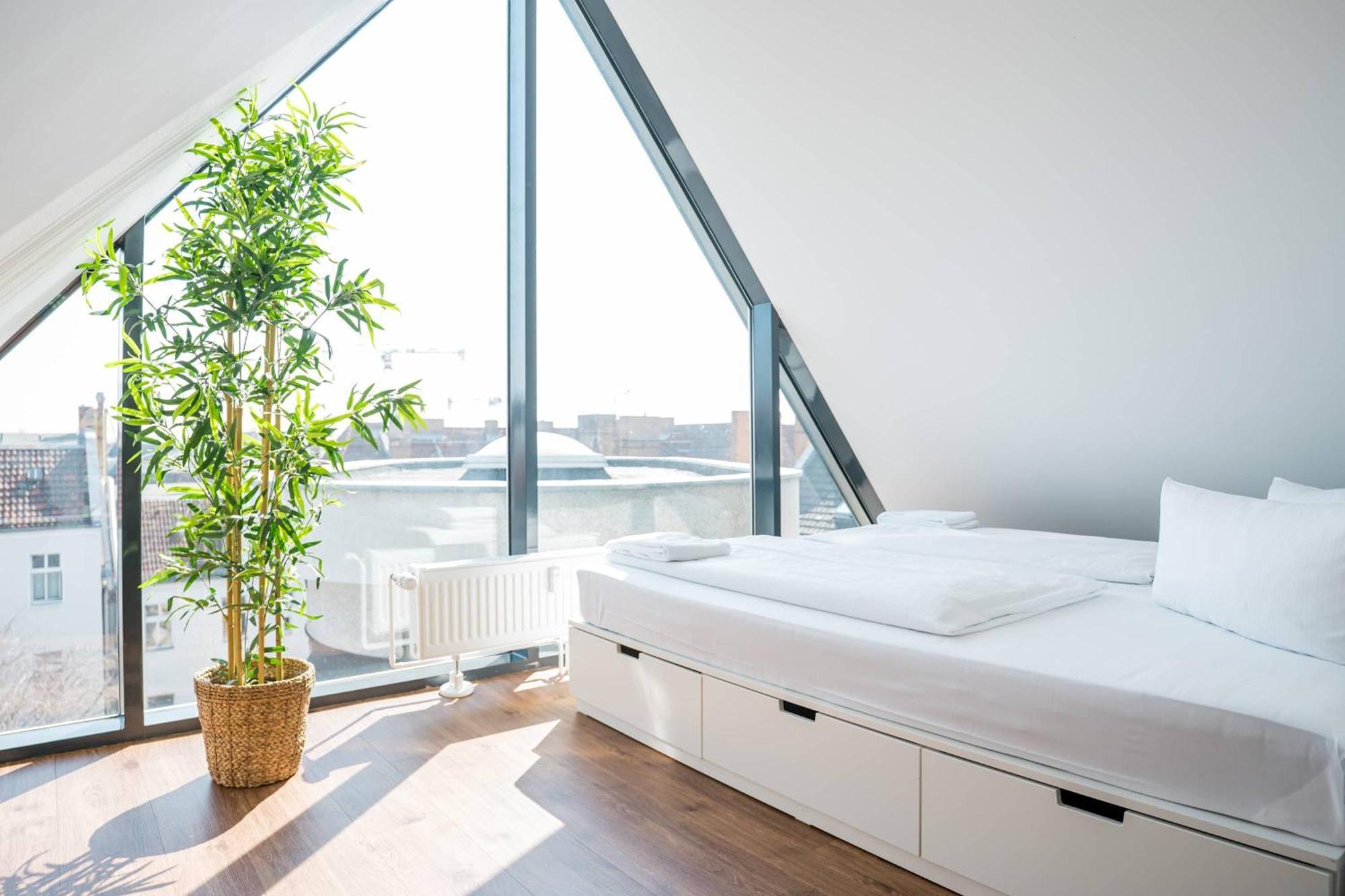 Fantastic Loft With Balcony Lägenhet Berlin Exteriör bild