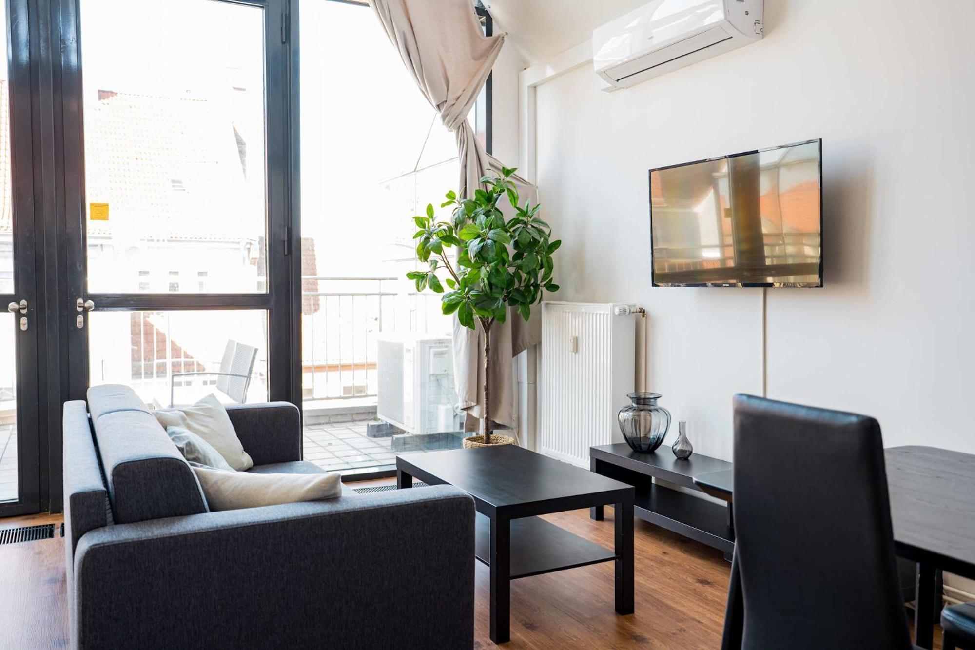 Fantastic Loft With Balcony Lägenhet Berlin Exteriör bild